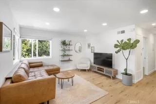 Photo #3: OC26100317 Listing 