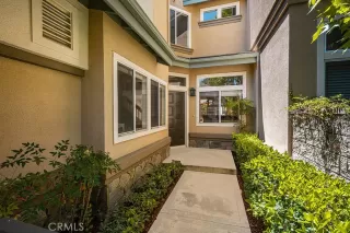 Photo #2: OC26100450 Listing 