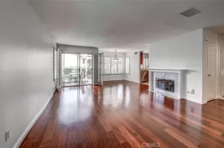 Photo #3: OC26100638 Listing 