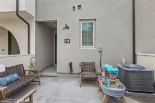 Photo #2: OC26101276 Listing 
