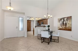Photo #4: OC26101530 Listing 