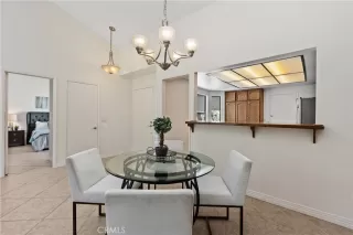 Photo #5: OC26101530 Listing 