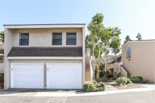 Photo #2: OC26101565 Listing 