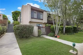 Photo #3: OC26102024 Listing 