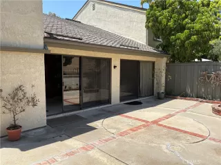 Photo #4: OC26102228 Listing