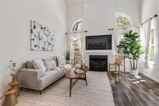 Photo #4: OC26102271 Listing 
