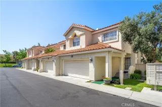 Photo #1: OC26102303 Listing 