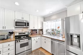 Photo #5: OC26102611 Listing