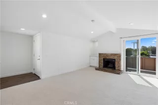 Photo #3: OC26102642 Listing 