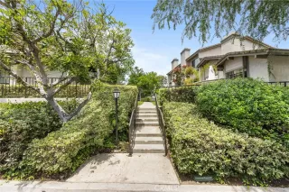 Photo #2: OC26102807 Listing