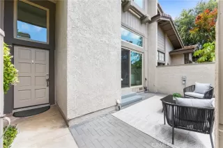 Photo #3: OC26102807 Listing