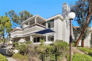 More Details about MLS # OC26103065 : 25701 VIEW POINTE