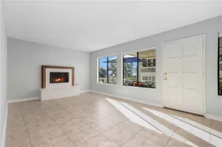 Photo #5: OC26103065 Listing 