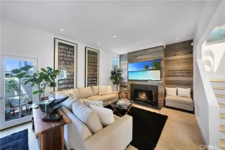 Photo #3: OC26103133 Listing 