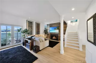 Photo #4: OC26103133 Listing 