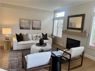 Photo #4: OC26103501 Listing