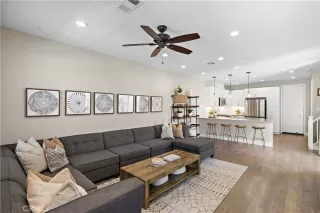 Photo #1: OC26103510 Listing