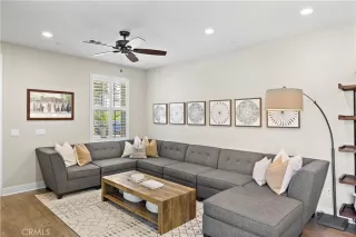 Photo #5: OC26103510 Listing