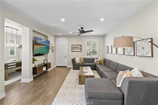 Photo #6: OC26103510 Listing