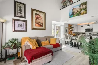 Photo #1: OC26103760 Listing