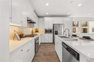 Photo #6: OC26104265 Listing 