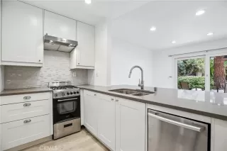 Photo #5: OC26104369 Listing 