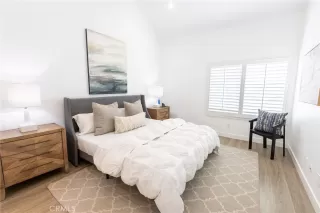 Photo #5: OC26104399 Listing 