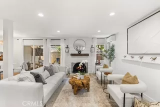 Photo #2: OC26104483 Listing 