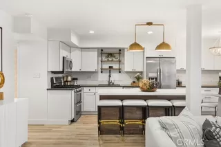 Photo #4: OC26104483 Listing 