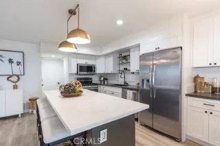 Photo #6: OC26104483 Listing 