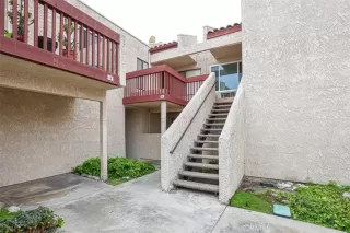 Photo #1: OC26104617 Listing