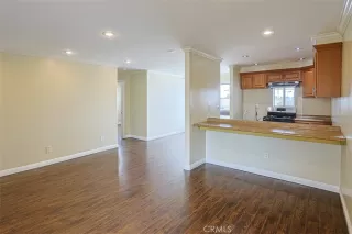 Photo #6: OC26104617 Listing