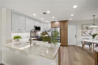 Photo #5: OC26104864 Listing