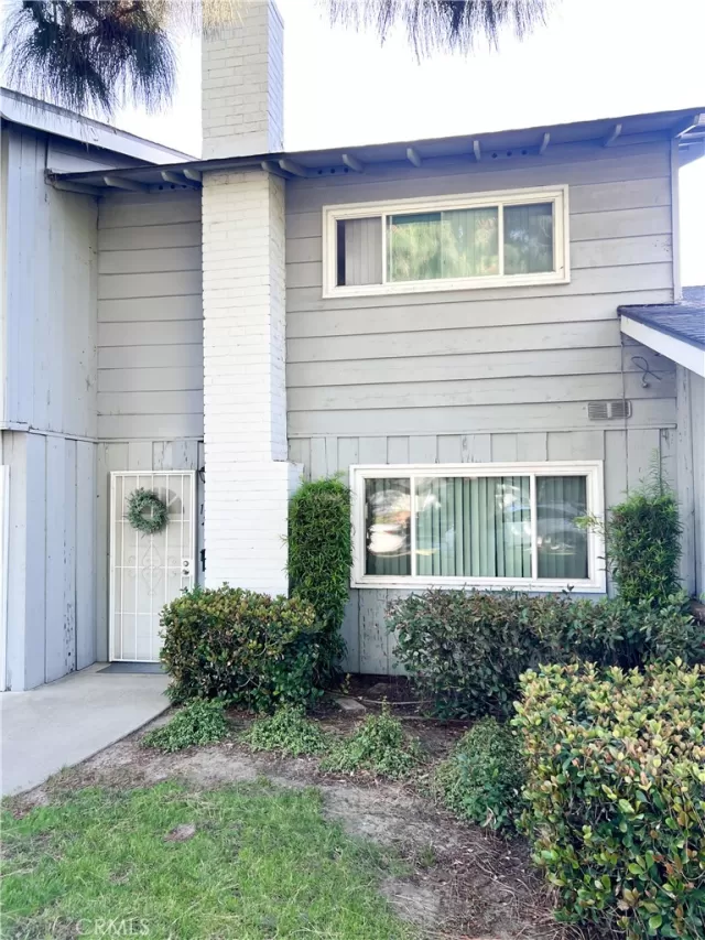 MLS: OC26104994 Condo For Sale