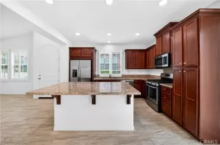 Photo #2: OC26105014 Listing 