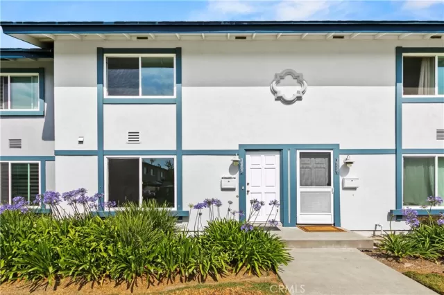 MLS: OC26105326 Condo For Sale
