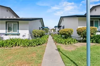 Photo #3: OC26105326 Listing