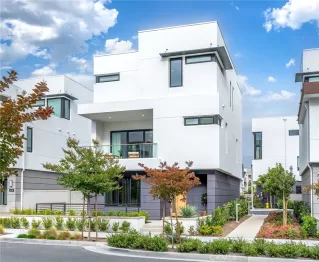 Photo #1: OC26105376 Listing 