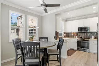 Photo #2: OC26105388 Listing