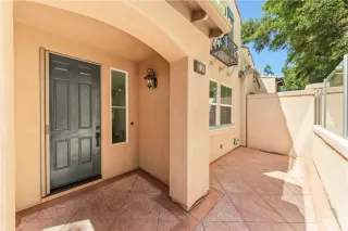Photo #4: OC26105476 Listing 