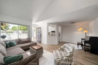 Photo #2: OC26105606 Listing 