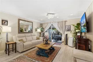 Photo #3: OC26105978 Listing 