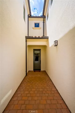 Photo #4: OC26106428 Listing 