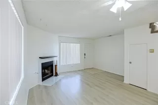 Photo #3: OC26106471 Listing