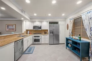 Photo #4: OC26106612 Listing 