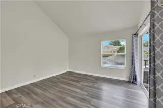 Photo #6: OC26106778 Listing