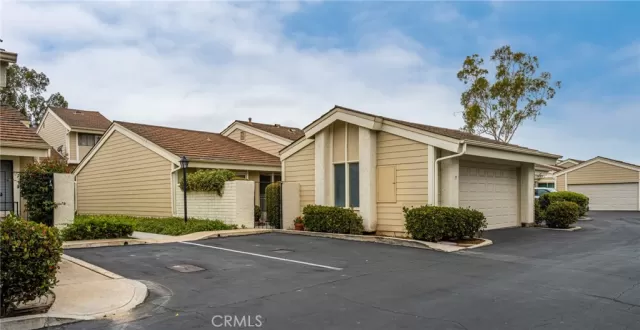 MLS: OC26107088 Condo For Sale