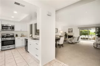 Photo #3: OC26107088 Listing