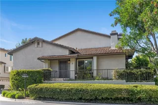 Photo #2: OC26107827 Listing 