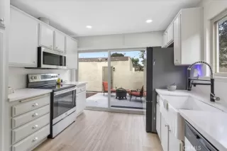 Photo #2: OC26108365 Listing